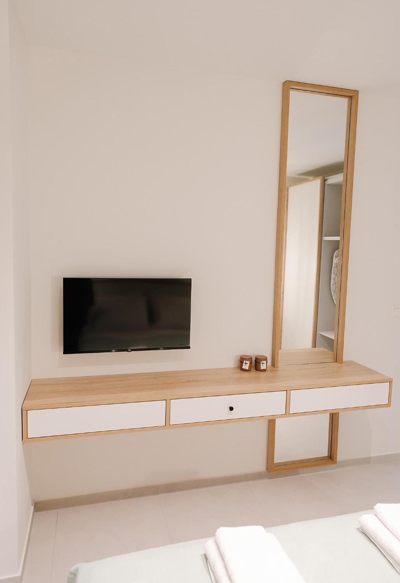 Aquarama Suites Nea Iraklitsa Zewnętrze zdjęcie