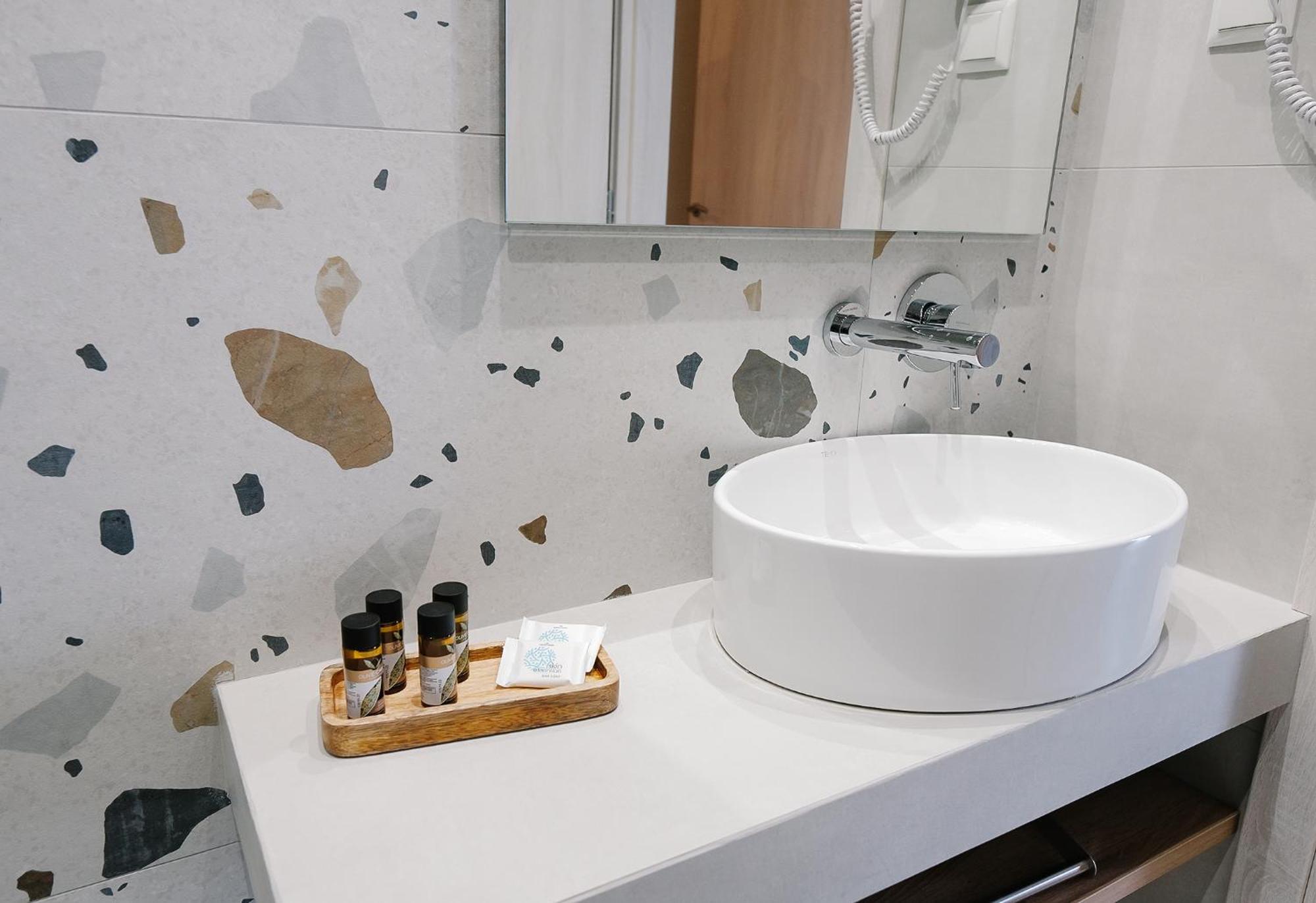Aquarama Suites Nea Iraklitsa Zewnętrze zdjęcie