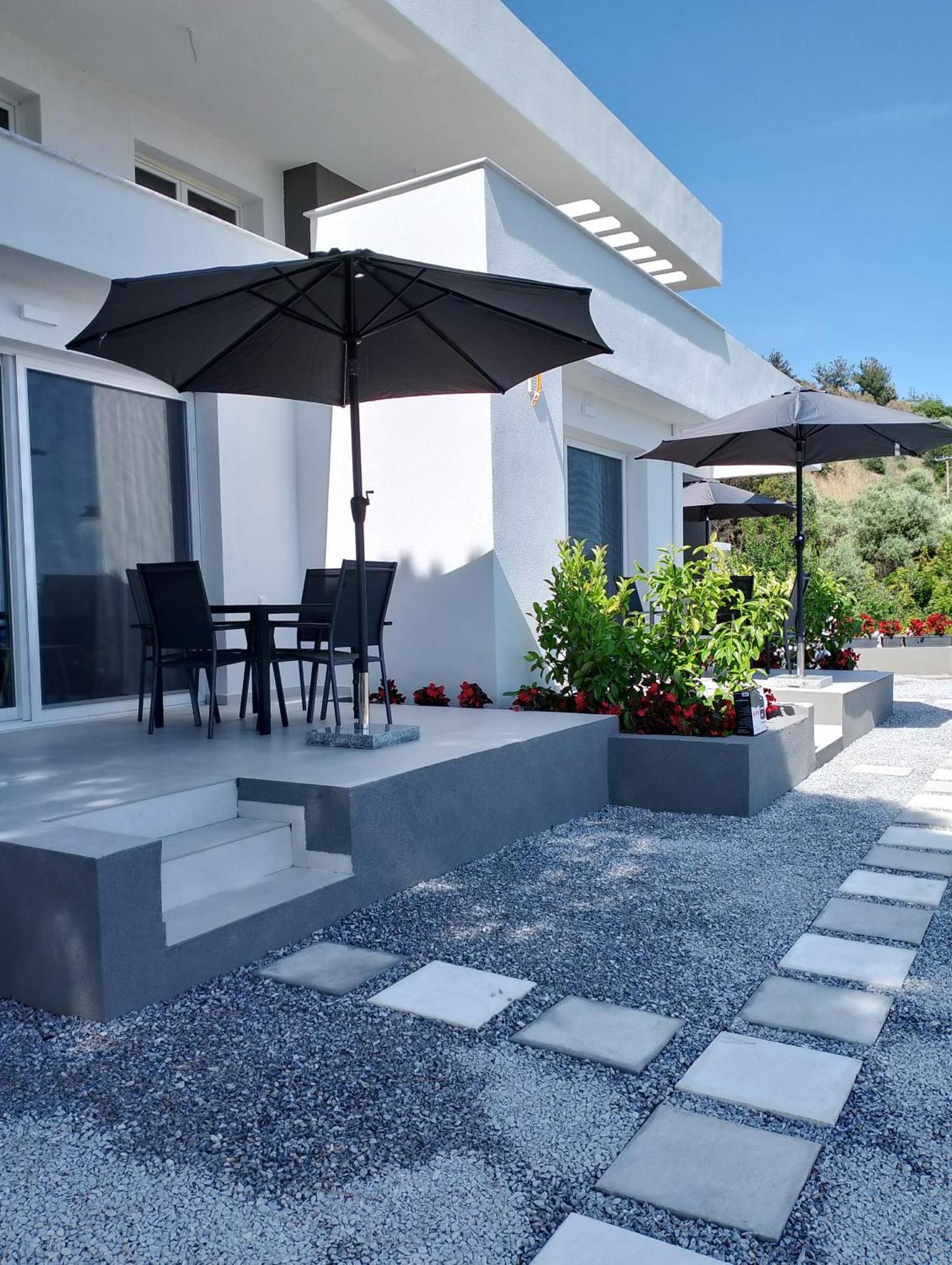 Aquarama Suites Nea Iraklitsa Zewnętrze zdjęcie